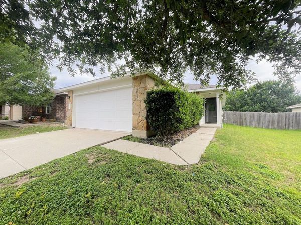 250 Wolf Berry PATH, Buda, TX 78610