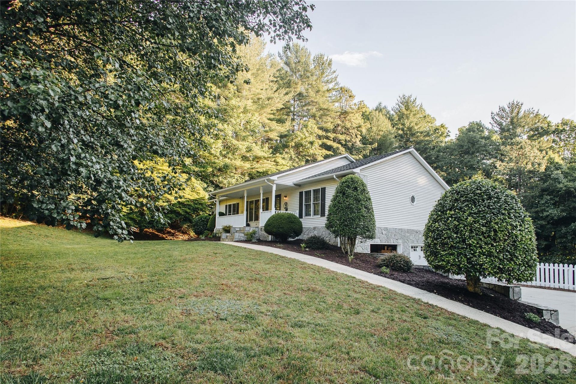 768 Deep Woods Drive, Marion, NC 28752 Main Photo