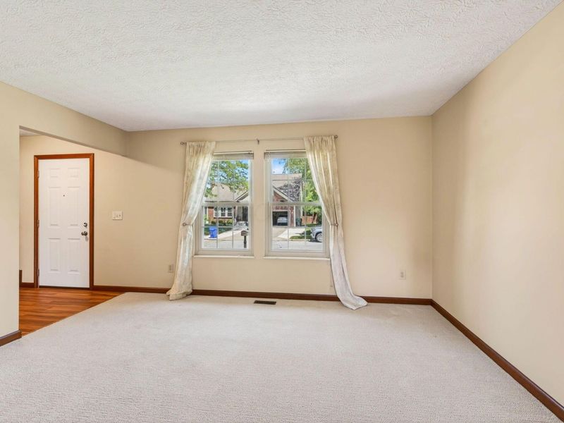 4762 Richland Drive, Columbus, OH 43230 Photo 11
