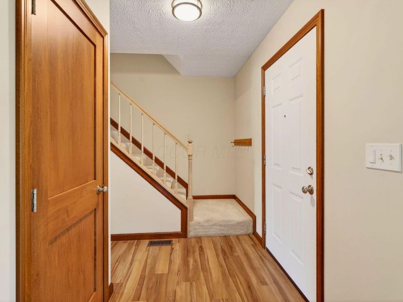 4762 Richland Drive, Columbus, OH 43230 Photo 6