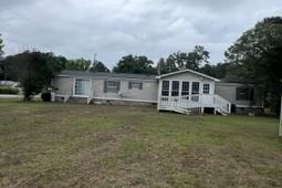 1761 Branchdale Highway photo 4