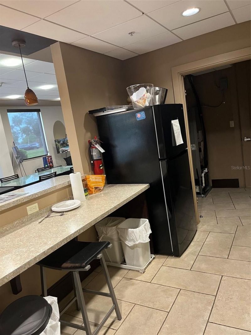 435 S Gulfstream Avenue, Unit 206, Sarasota, FL 34236 Photo
