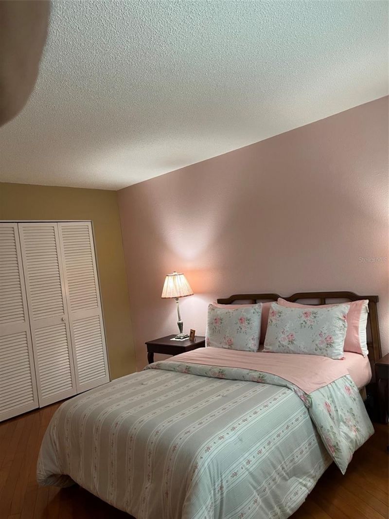 435 S Gulfstream Avenue, Unit 206, Sarasota, FL 34236 Photo
