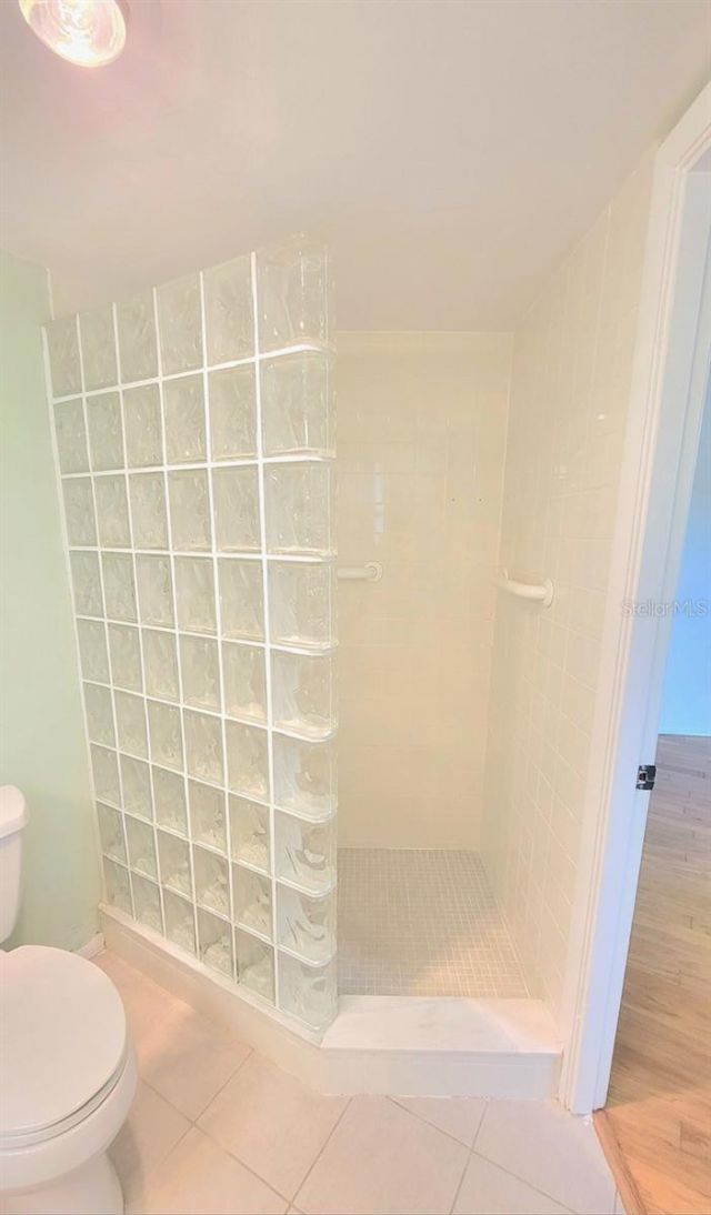435 S Gulfstream Avenue, Unit 206, Sarasota, FL 34236 Photo