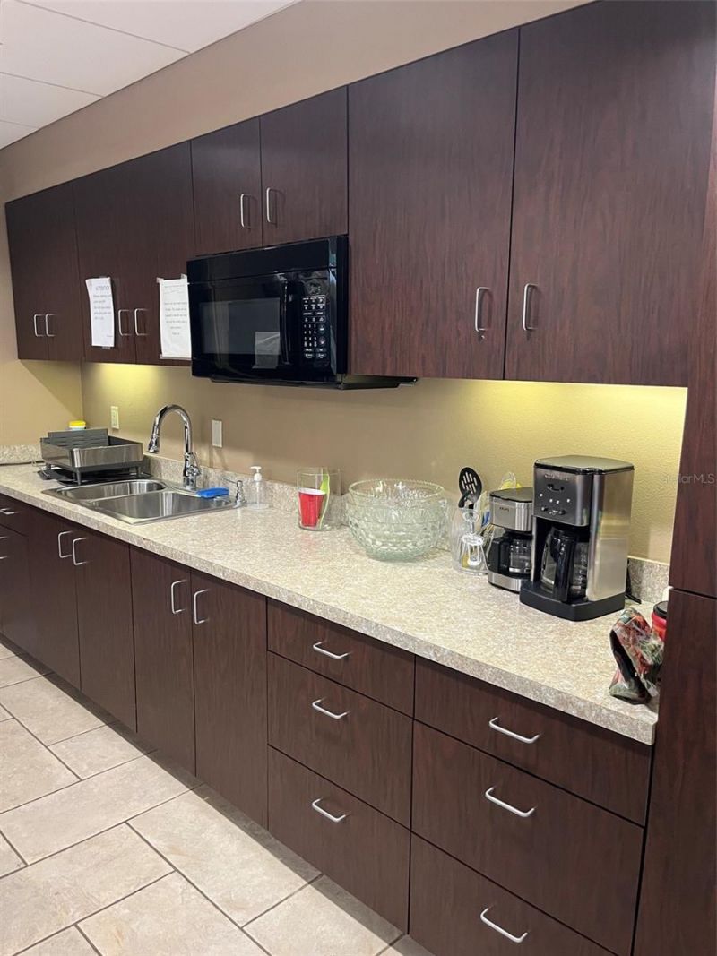 435 S Gulfstream Avenue, Unit 206, Sarasota, FL 34236 Photo