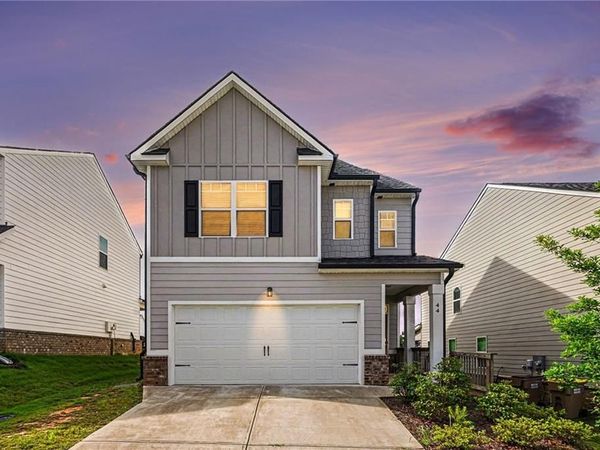 44 Mead Court , Hoschton, GA 30548