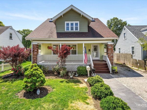 124 W Stimmel Street , West Chicago, IL 60185