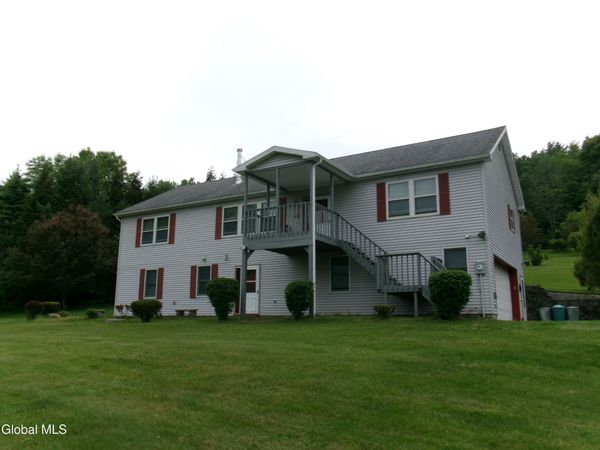 75 Higgins Road, Wynantskill, NY 12198