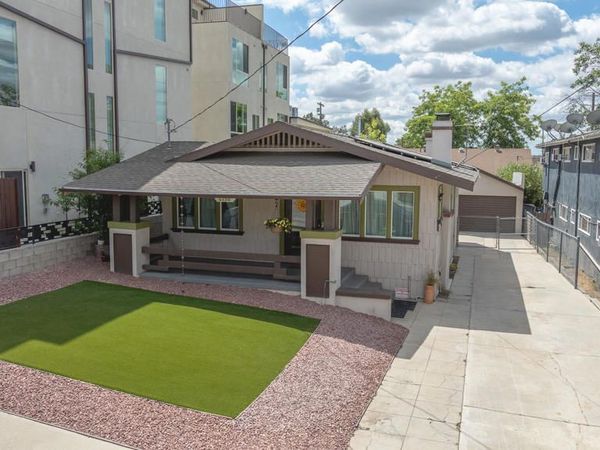 6158 Oak Crest Way, Los Angeles, CA 90042