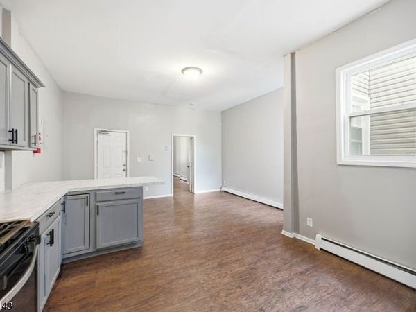 169 Mount Prospect Ave, Newark, NJ 07104