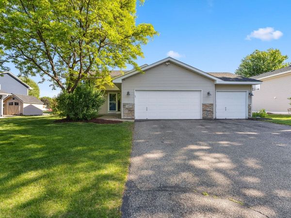 127 Bluestem Avenue, Shakopee, MN 55379