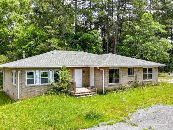 118 Woodland Circle, Calhoun, GA 30701