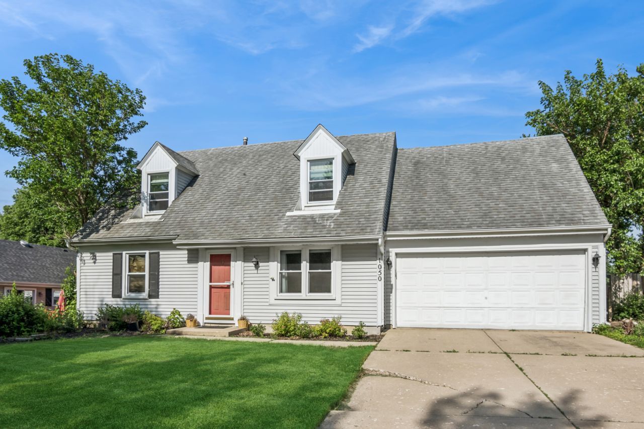 1050 Grenada Drive , Aurora, IL 60506