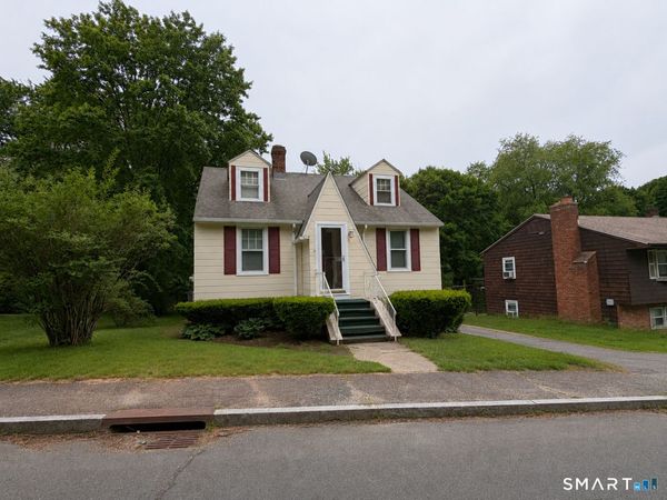 449 Oakville , Waterbury, CT 06708