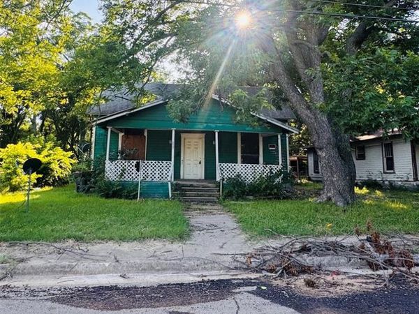 125 NE 11th Street, Paris, TX 75460