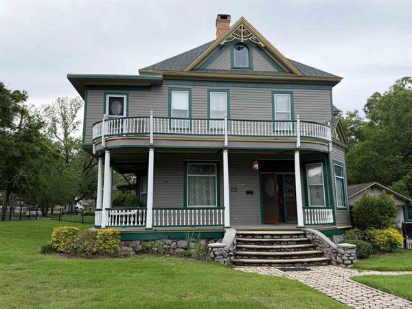 52 W Gonzalez St, Pensacola, FL 32501