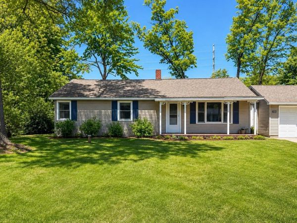 1865 Maple Drive, Traverse City, MI 00000