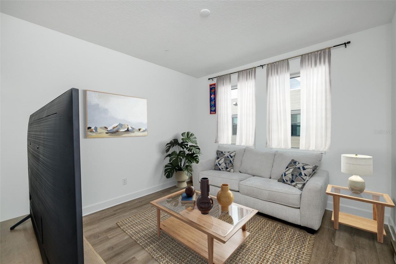 317 15th Street N, Saint Petersburg, FL 33705 Photo