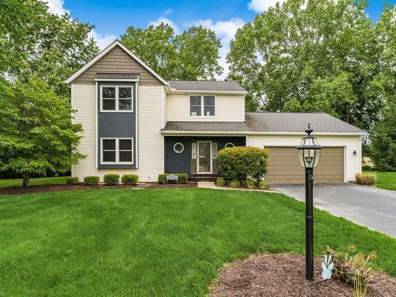 11071 Ravenwood Court NW, Pickerington, OH 43147 Photo 2