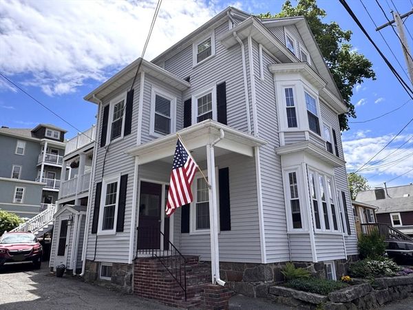 36 Wallis St, Unit 2, Beverly, MA 01970