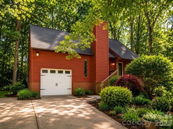 8401 Barncliff Road, Charlotte, NC 28227