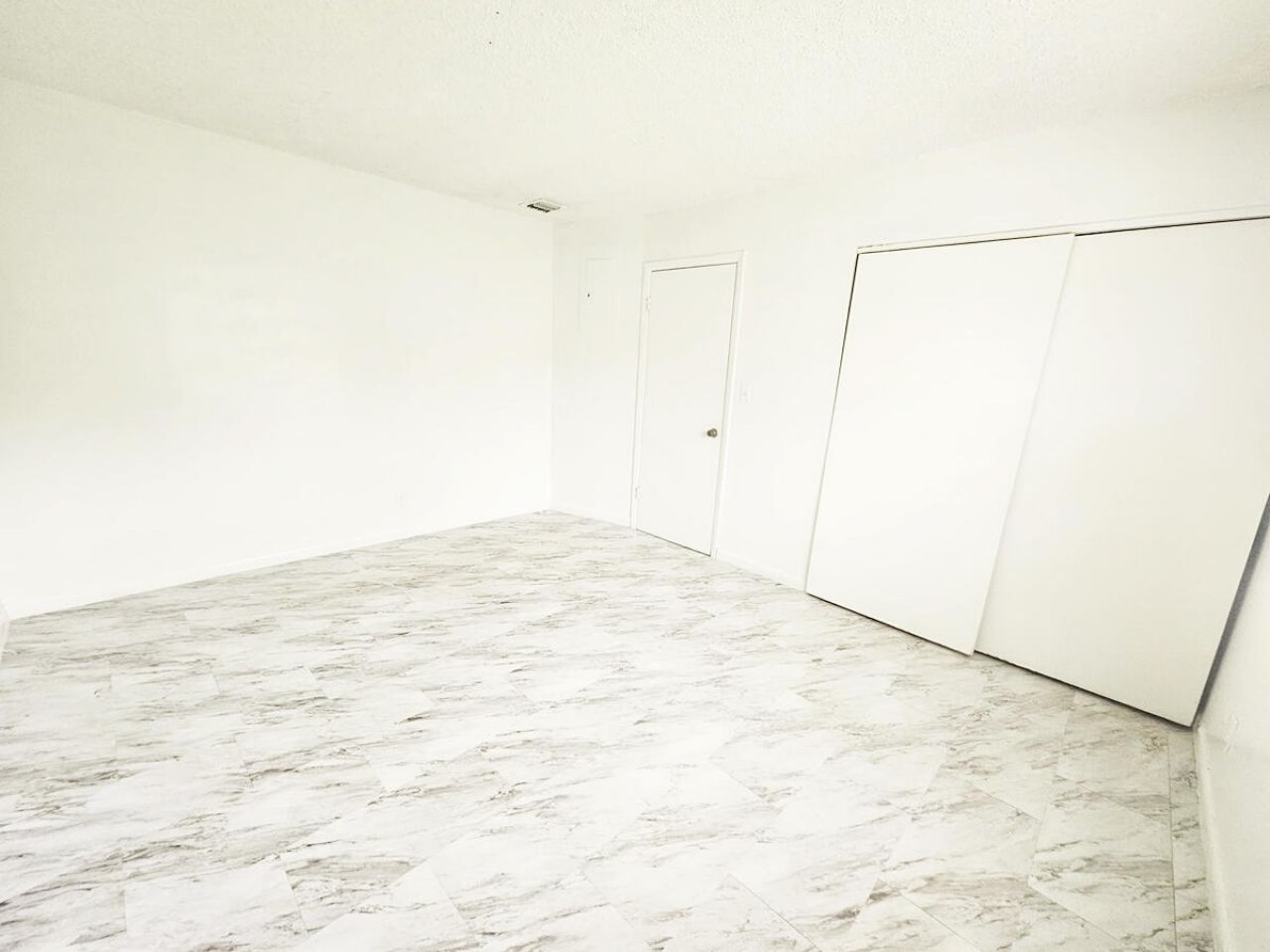 692 Neil Road, Unit 702, West Palm Beach, FL 33415 Photo