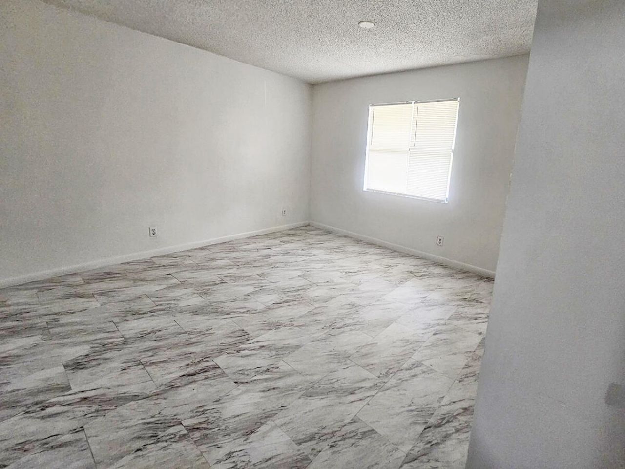692 Neil Road, Unit 702, West Palm Beach, FL 33415 Photo