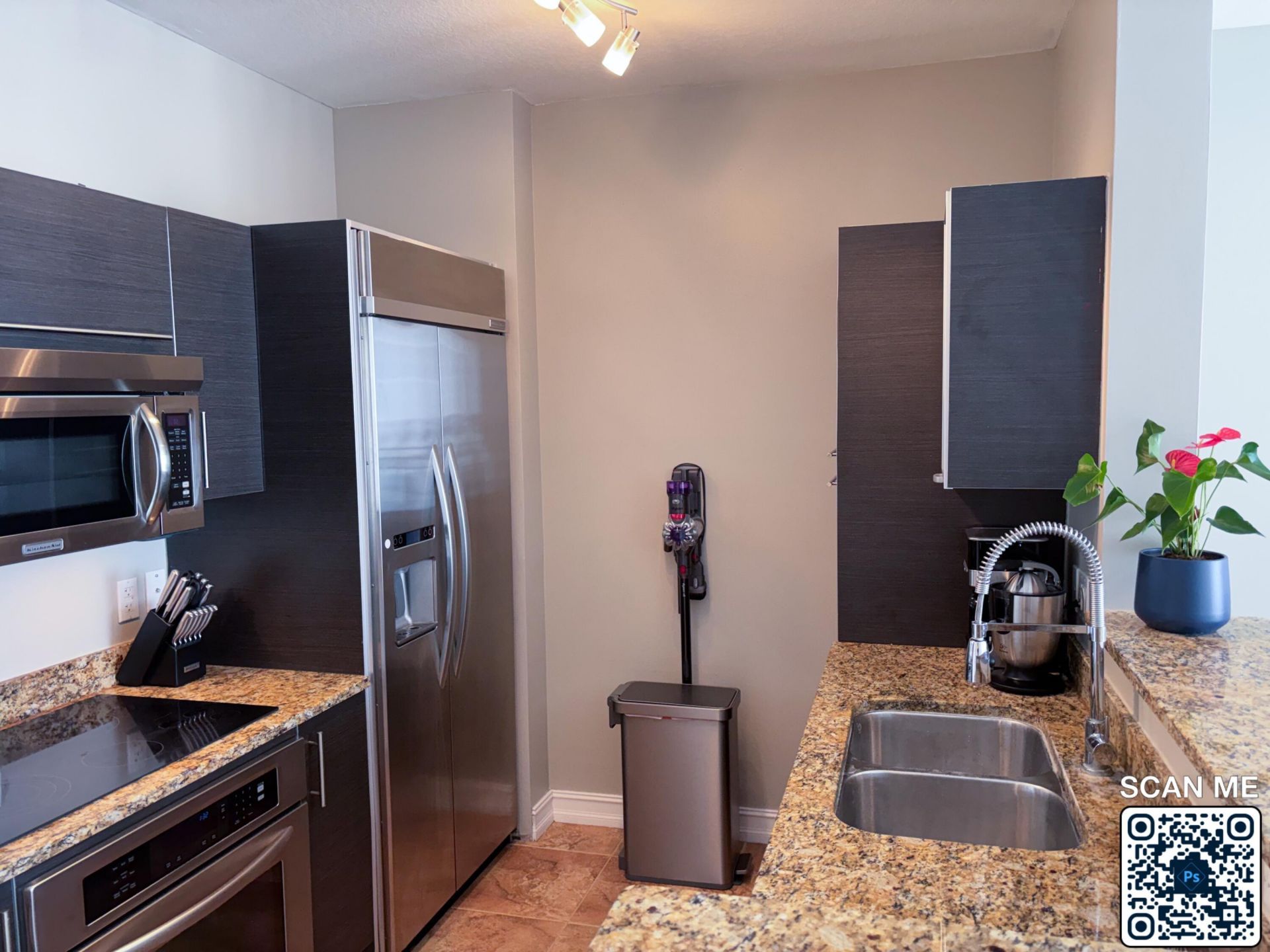 550 Okeechobee Boulevard, Unit 821, West Palm Beach, FL 33401 Photo