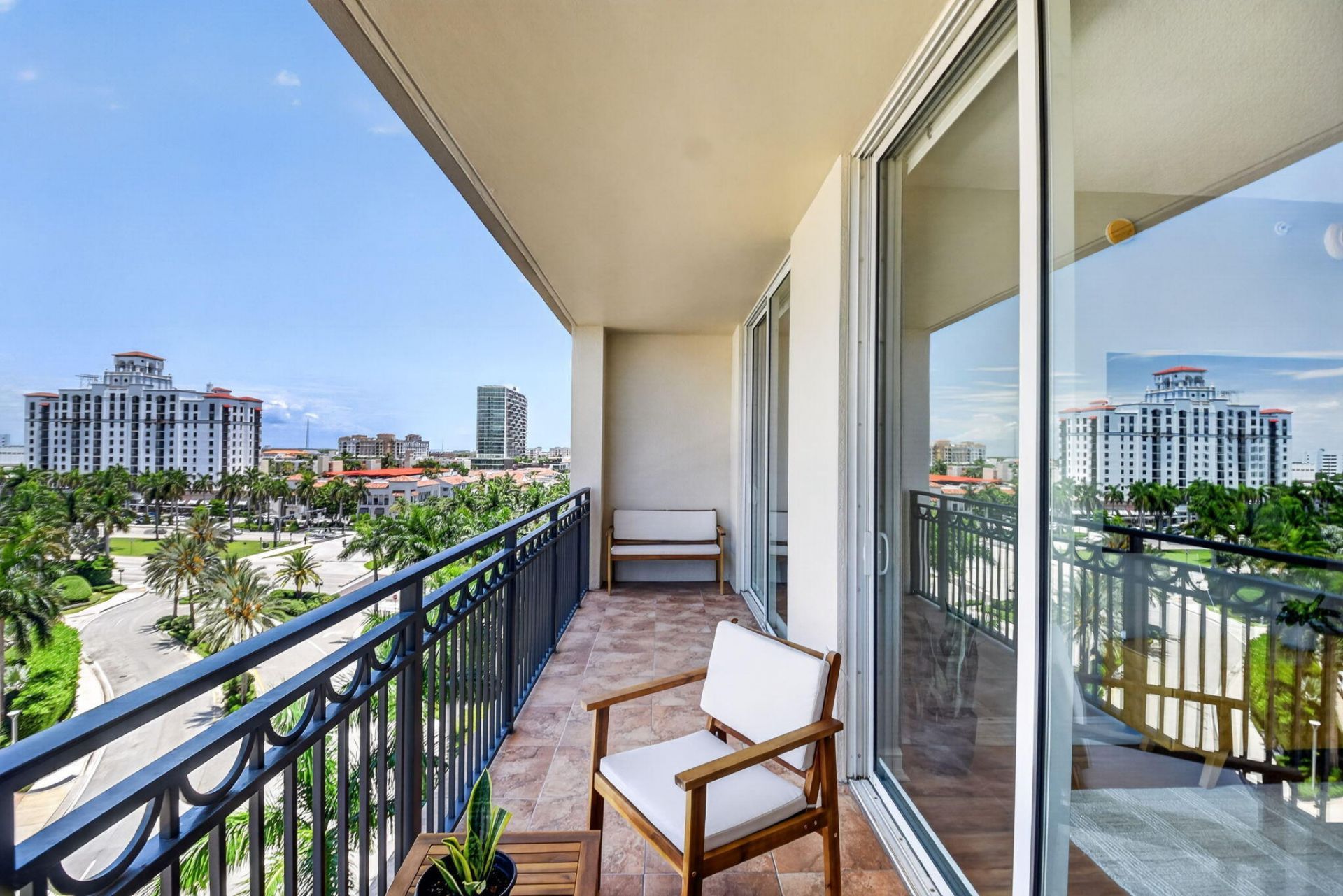 550 Okeechobee Boulevard, Unit 821, West Palm Beach, FL 33401 Photo