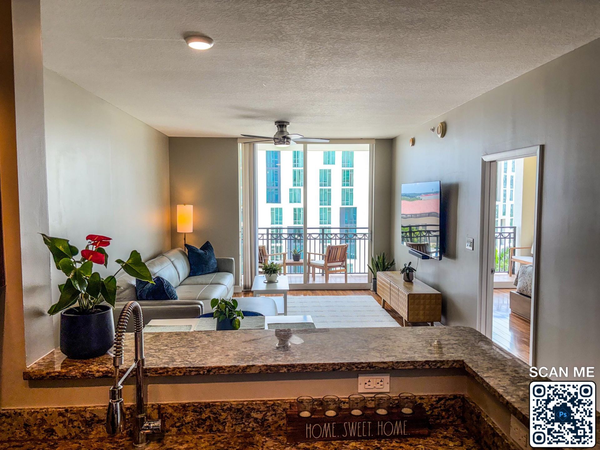 550 Okeechobee Boulevard, Unit 821, West Palm Beach, FL 33401 Photo
