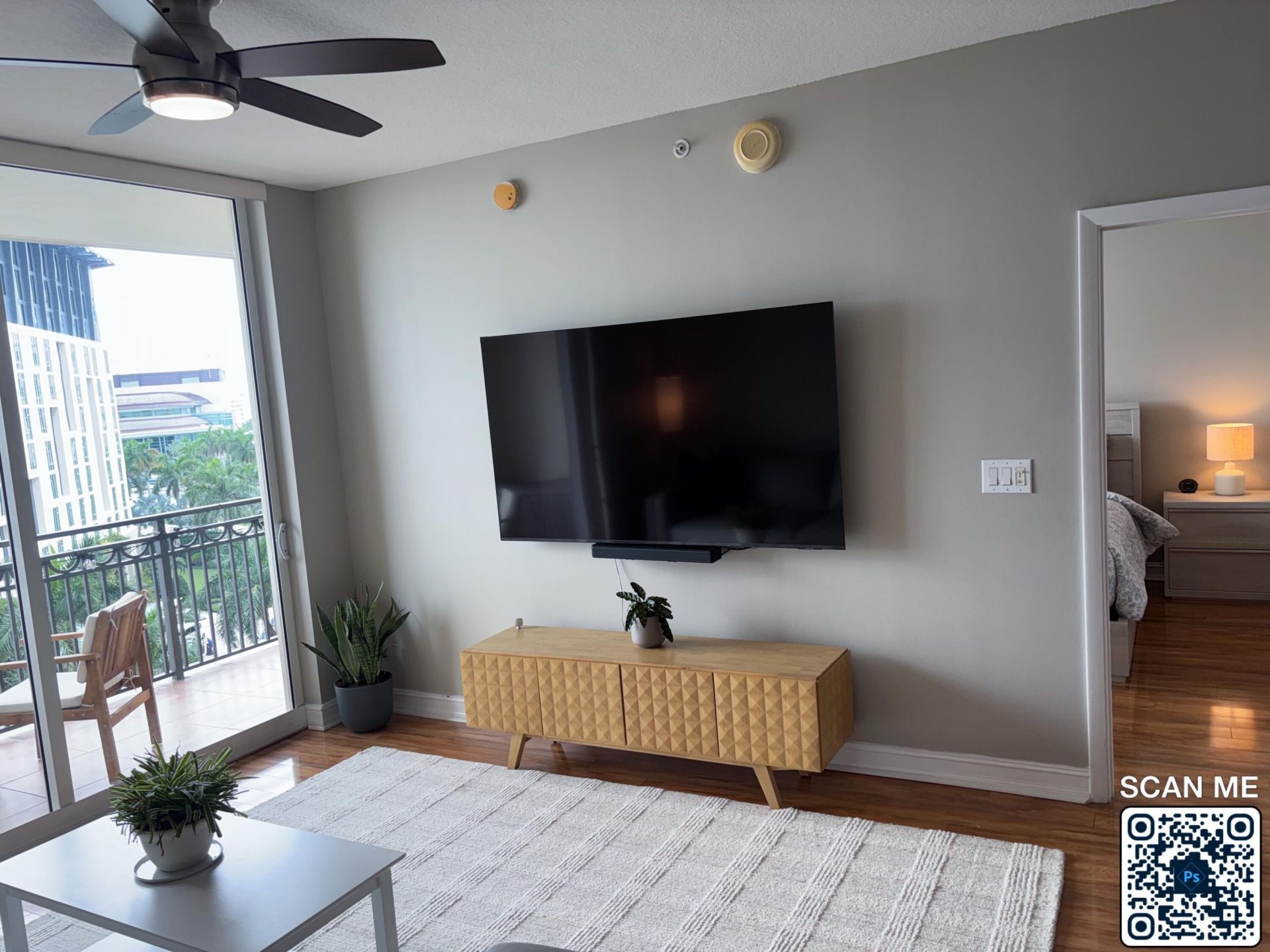 550 Okeechobee Boulevard, Unit 821, West Palm Beach, FL 33401 Photo