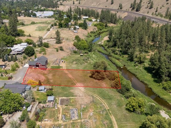 1630 W 26th Ave, Spokane, WA 99224