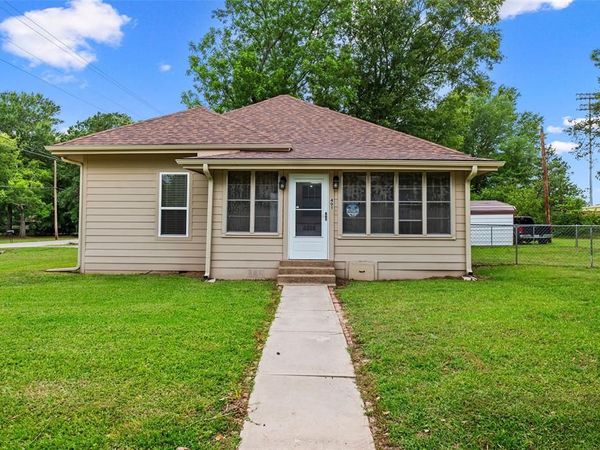 401 Centeral Ave , Quitman, TX 75783