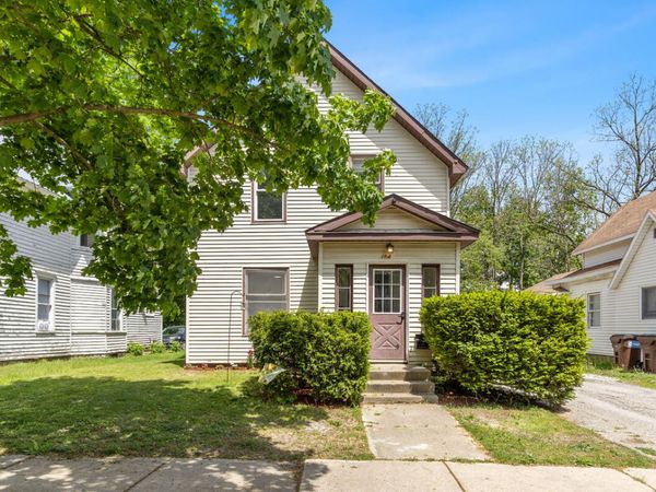 124 Woodward Avenue, Big Rapids, MI 49307