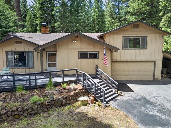 927 Peninsula Drive, Unit 3, Lake Almanor, CA 96137