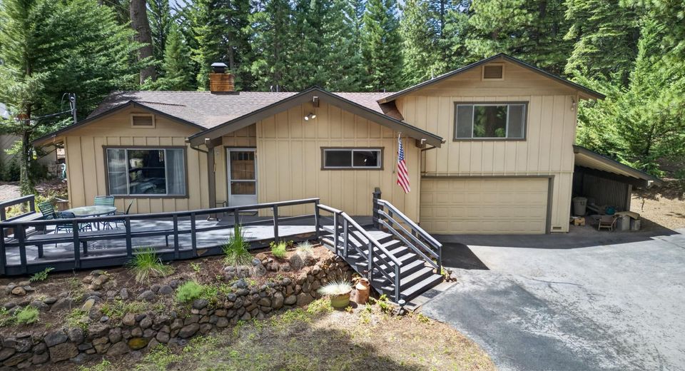 927 Peninsula Drive, Unit 3, Lake Almanor, CA 96137 Photo