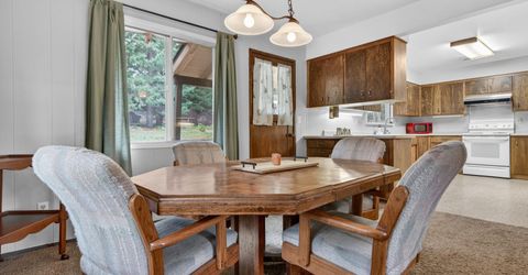 927 Peninsula Drive, Unit 3, Lake Almanor, CA 96137 Photo