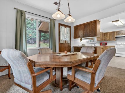 927 Peninsula Drive, Unit 3, Lake Almanor, CA 96137 Photo