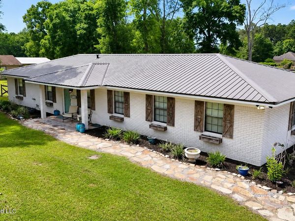 14704 Pine Ridge Road, Vancleave, MS 39565