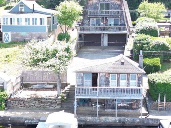 21-22 Beach Drive, West Brookfield, MA 01585