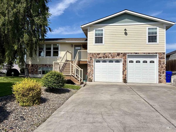 2502 Seaport Drive, Lewiston, ID 83501