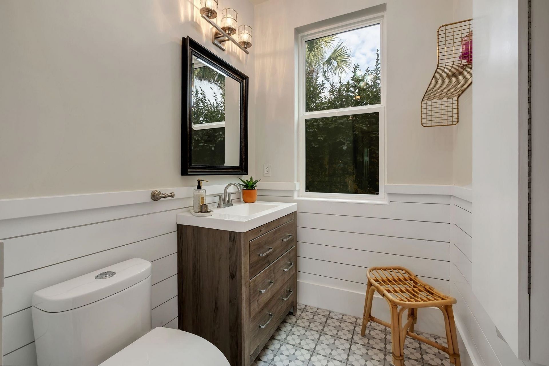 1234 N Duval Street, Tallahassee, FL 32303 Photo