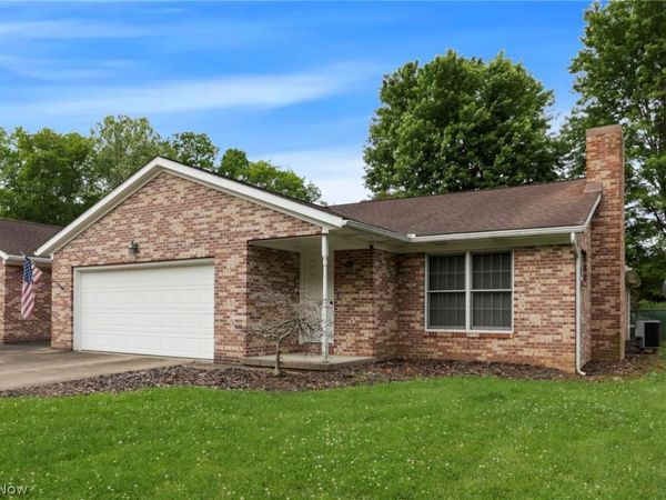 1616 Quail Hollow Drive , Cambridge, OH 43725