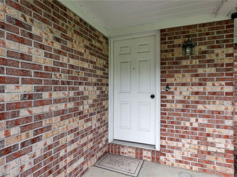 1616 Quail Hollow Drive, Cambridge, OH 43725 Photo 4