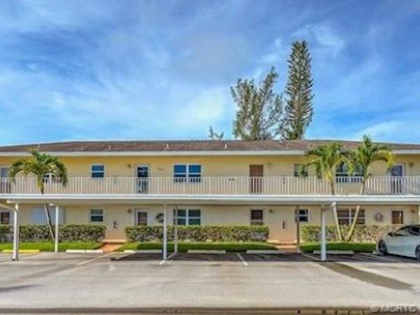 2950 SE Ocean Boulevard, Unit 122-6, Stuart, FL 34996