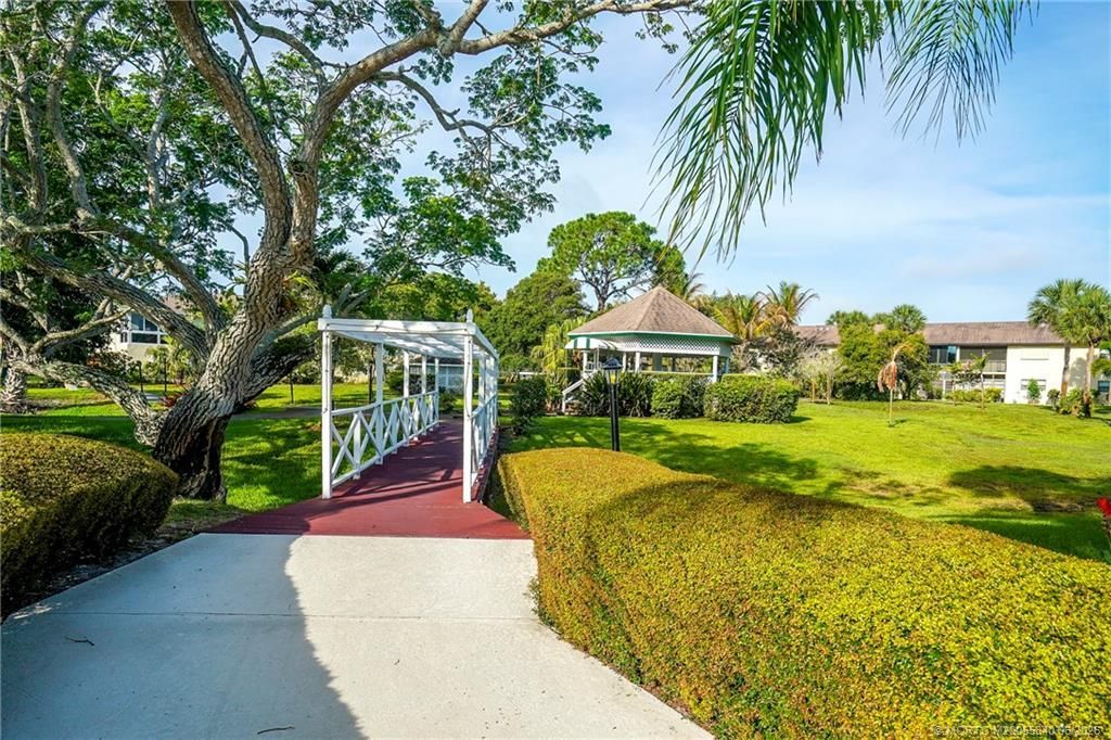 2950 SE Ocean Boulevard, Unit 122-6, Stuart, FL 34996 Photo