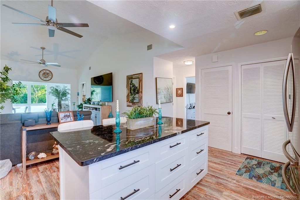 2950 SE Ocean Boulevard, Unit 122-6, Stuart, FL 34996 Photo