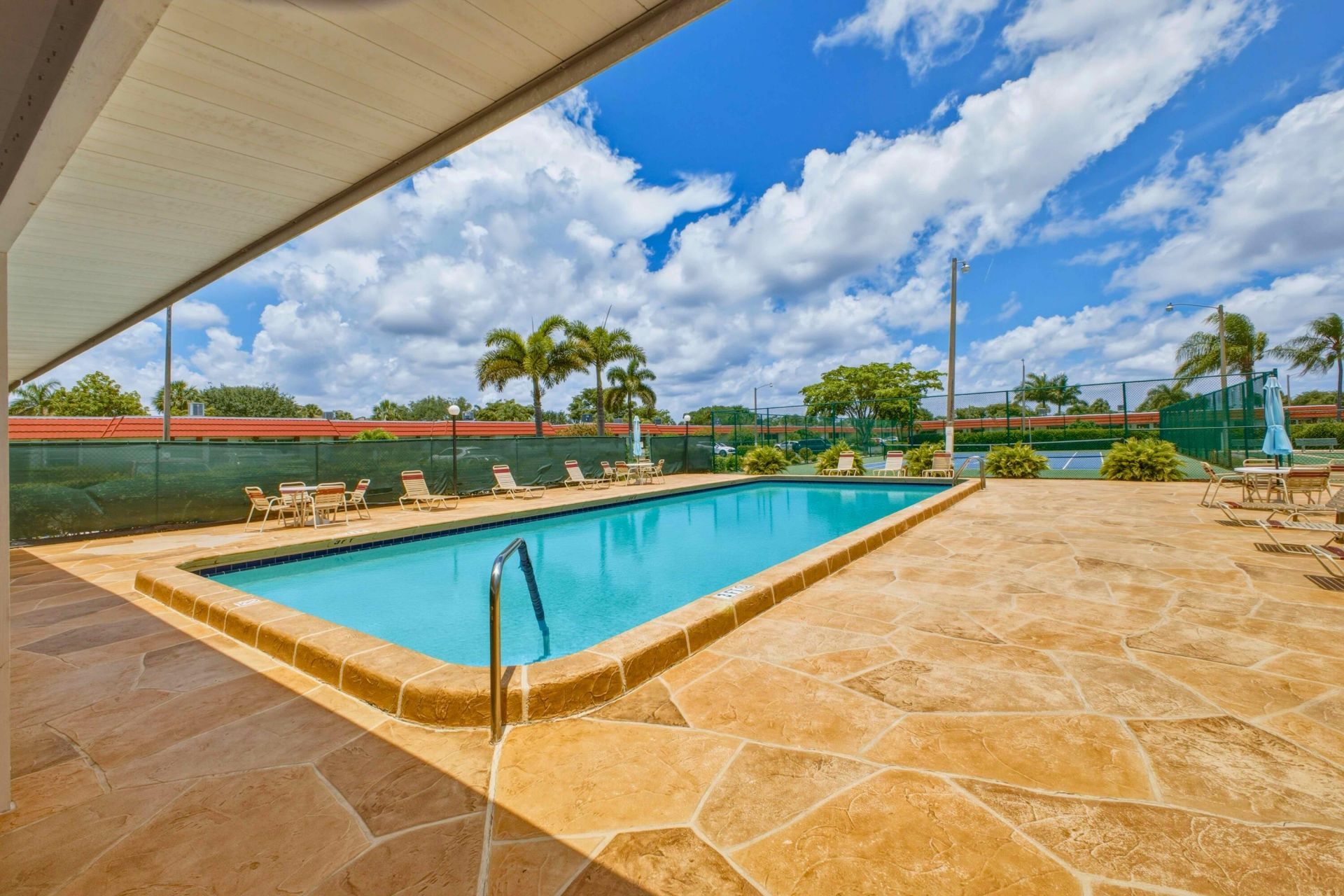 5800 W Fernley Dr W W, Unit 9, Greenacres, FL 33415 Photo
