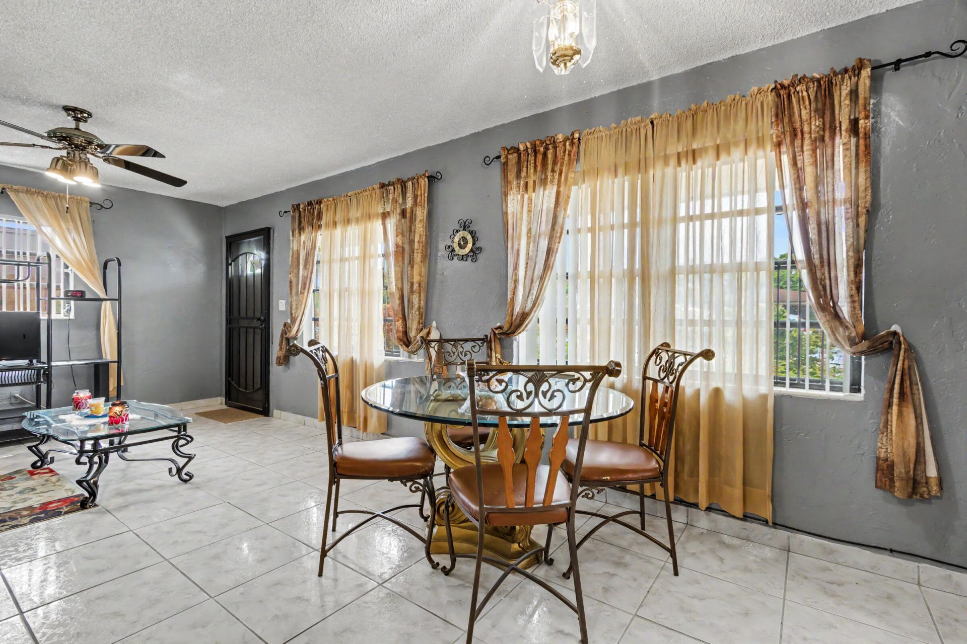 6417 SW 23rd Street, Miramar, FL 33023 Photo