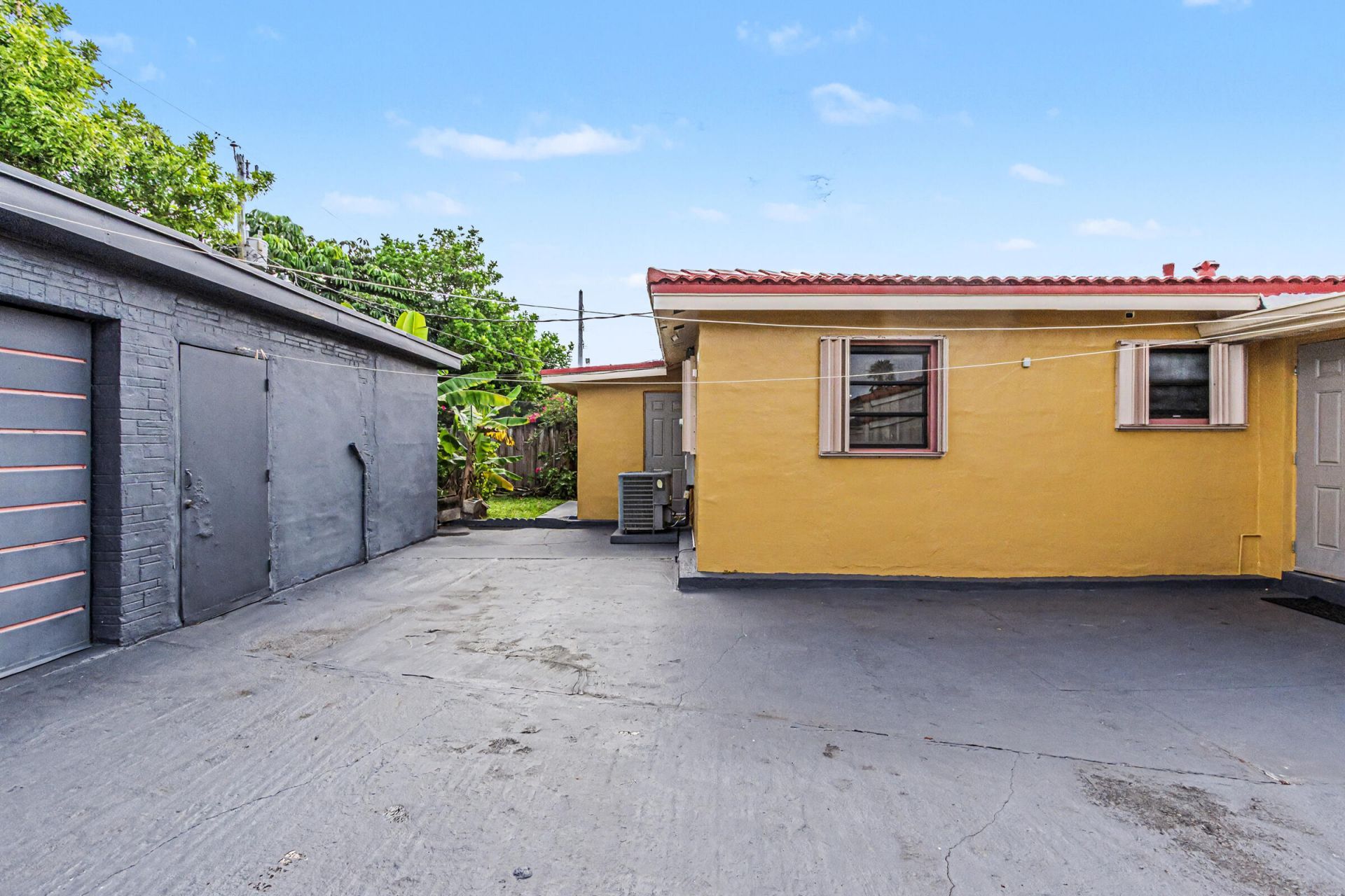 6417 SW 23rd Street, Miramar, FL 33023 Photo